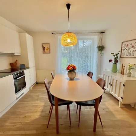 Apartament 5 Minute Walk To Lego House - 2 Bedrooms 80m2 With Garden