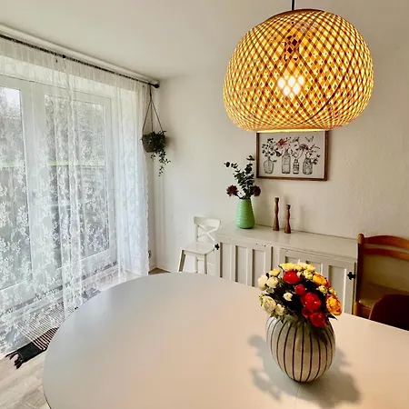 5 Minute Walk To Lego House - 2 Bedrooms 80m2 With Garden Apartament Billund